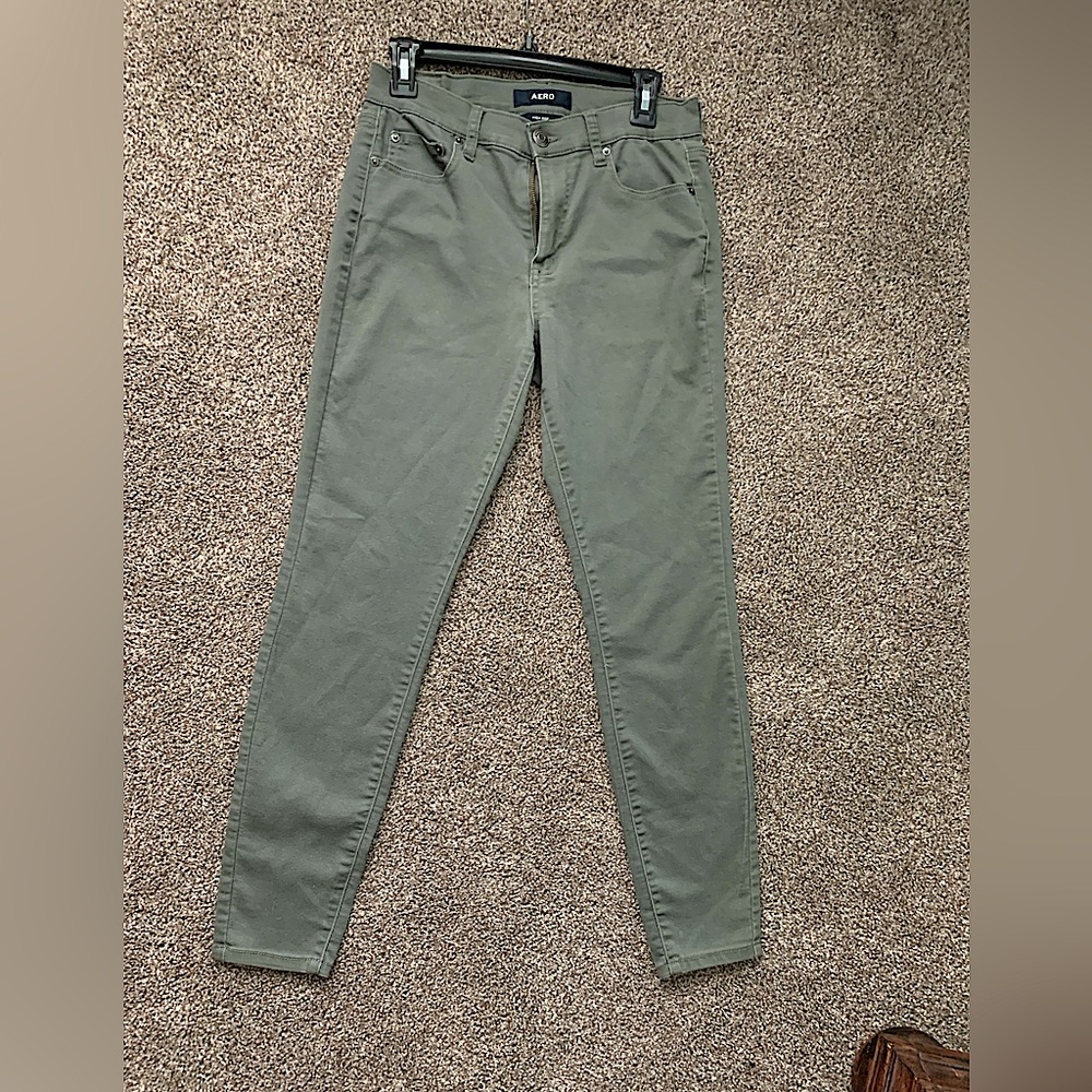 Aeropostale High-Waisted Straight Leg Stretchy Pants